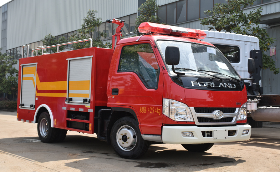 消防車(chē)廠家說(shuō)說(shuō)小型和微型消防車(chē)有哪些優(yōu)勢(shì)？